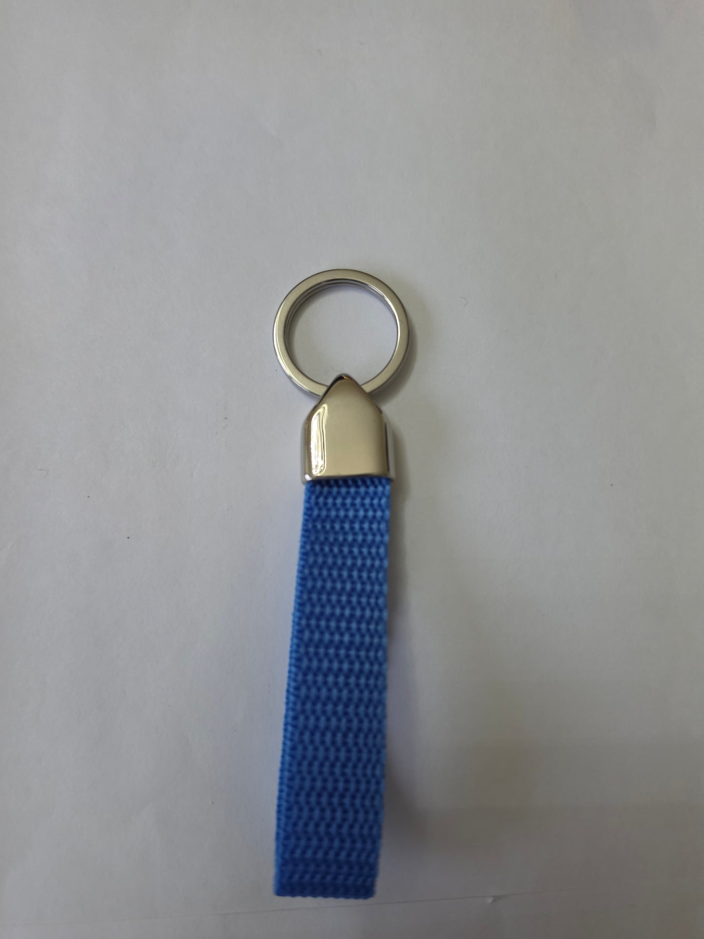 Schlüsselanhänger mit Gurtband und gravierter Edelstahl Endkappe
